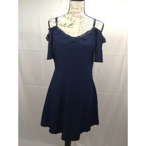 E M strap/ cold shoulder Dress size Large